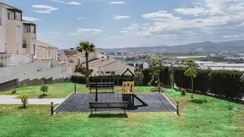 Apartment, 3 Bedrooms, Accessible, Smoking | Children's area