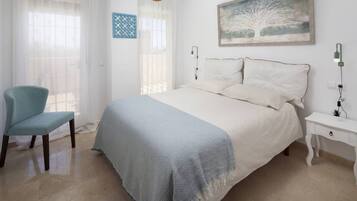 Apartment, 3 Bedrooms, Accessible, Smoking | 3 bedrooms