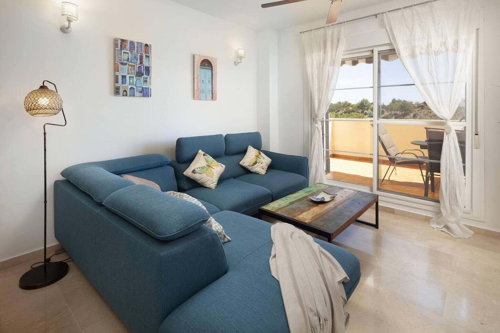 Apartment, 3 Bedrooms, Accessible, Smoking | Living area | Books