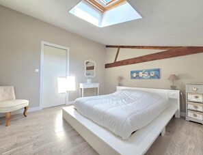 1 bedroom, iron/ironing board, free WiFi - LILAS appartement cosy et lumineux (Sainte-Marie-de-Ré)