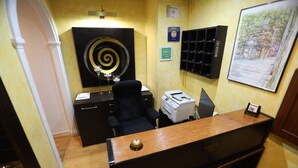 Reception - Hostal Goya Suites (Salamanca)