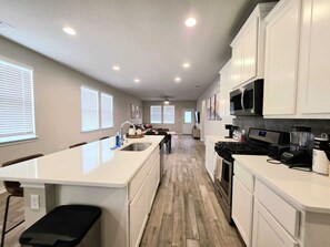 Private kitchen - Austin House w Pool! by Airport, Tesla, and more! (Austin)