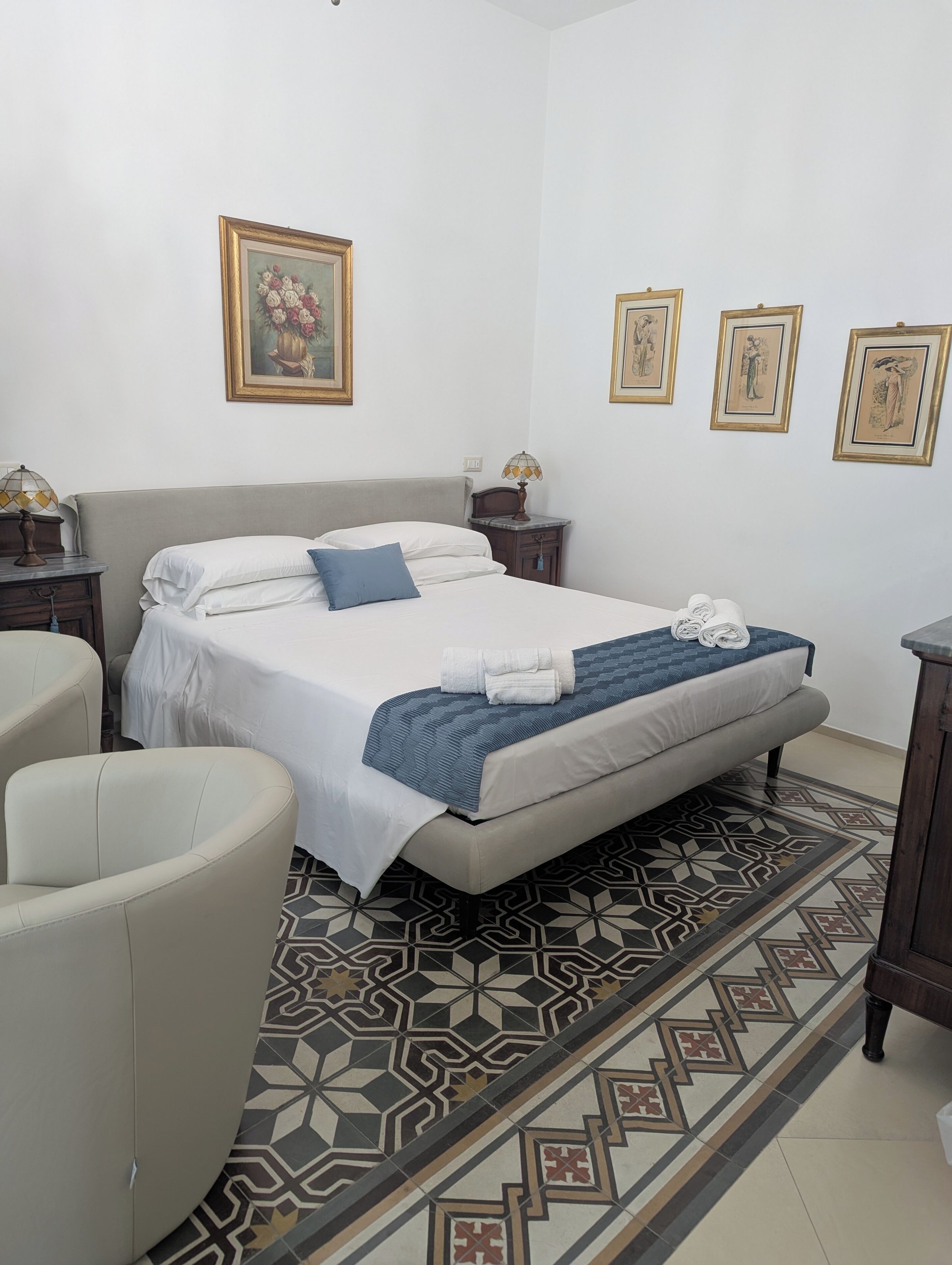 Comfort Double or Twin Room, Balcony, Courtyard View | Soundproofing, free WiFi, wheelchair access