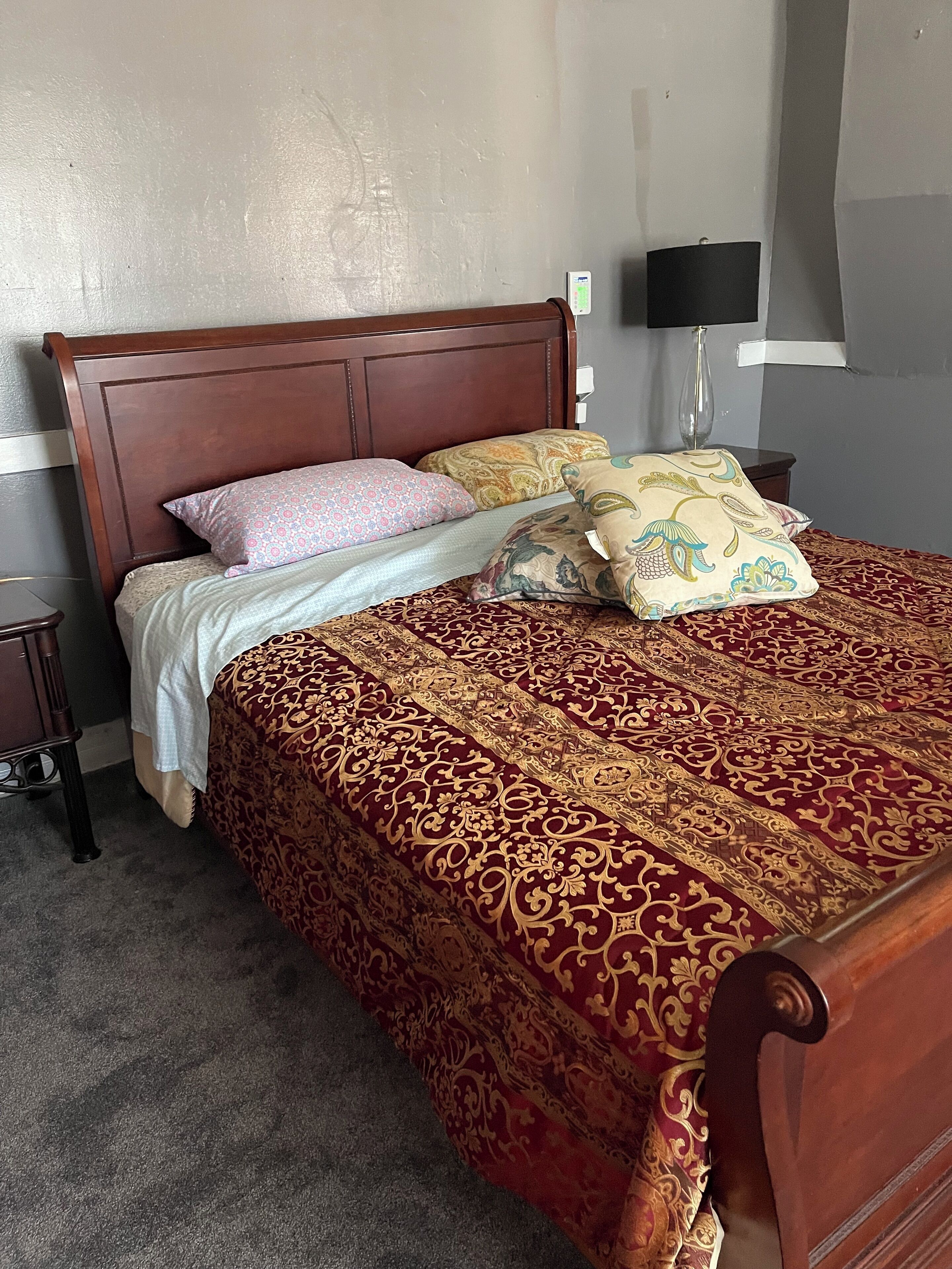 1 makuuhuone, silitysrauta/-lauta, internet, vuodevaatteet