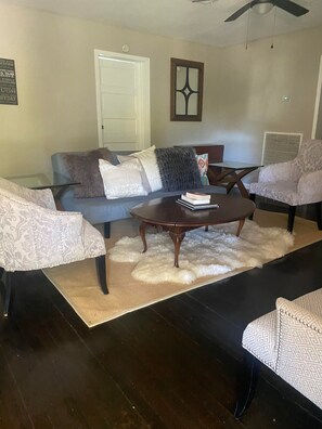 تلفزيون، كُتُب