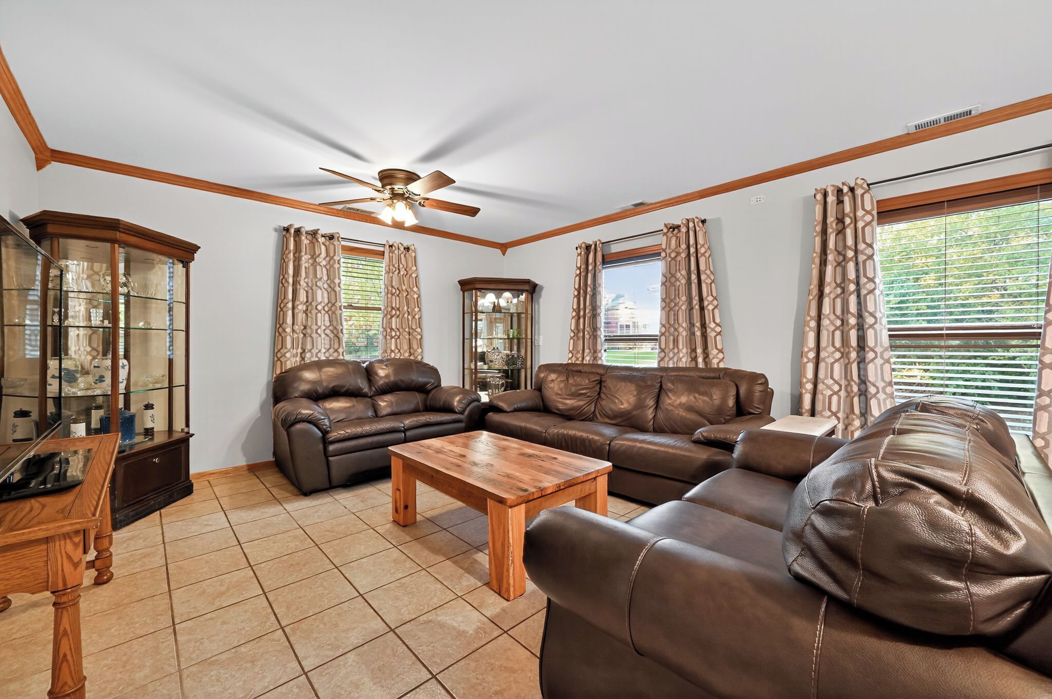 Lakeside Channel Hideaway  4br/2ba On Goose Lake, Sleeps 10 - Morris, IL