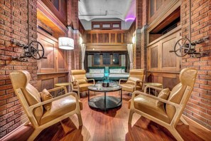 Interior - Unique 3BD Tremont Apartment (Cleveland)