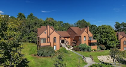 3BR Mountain Condo w/ Game Room | Shuttle + Pools