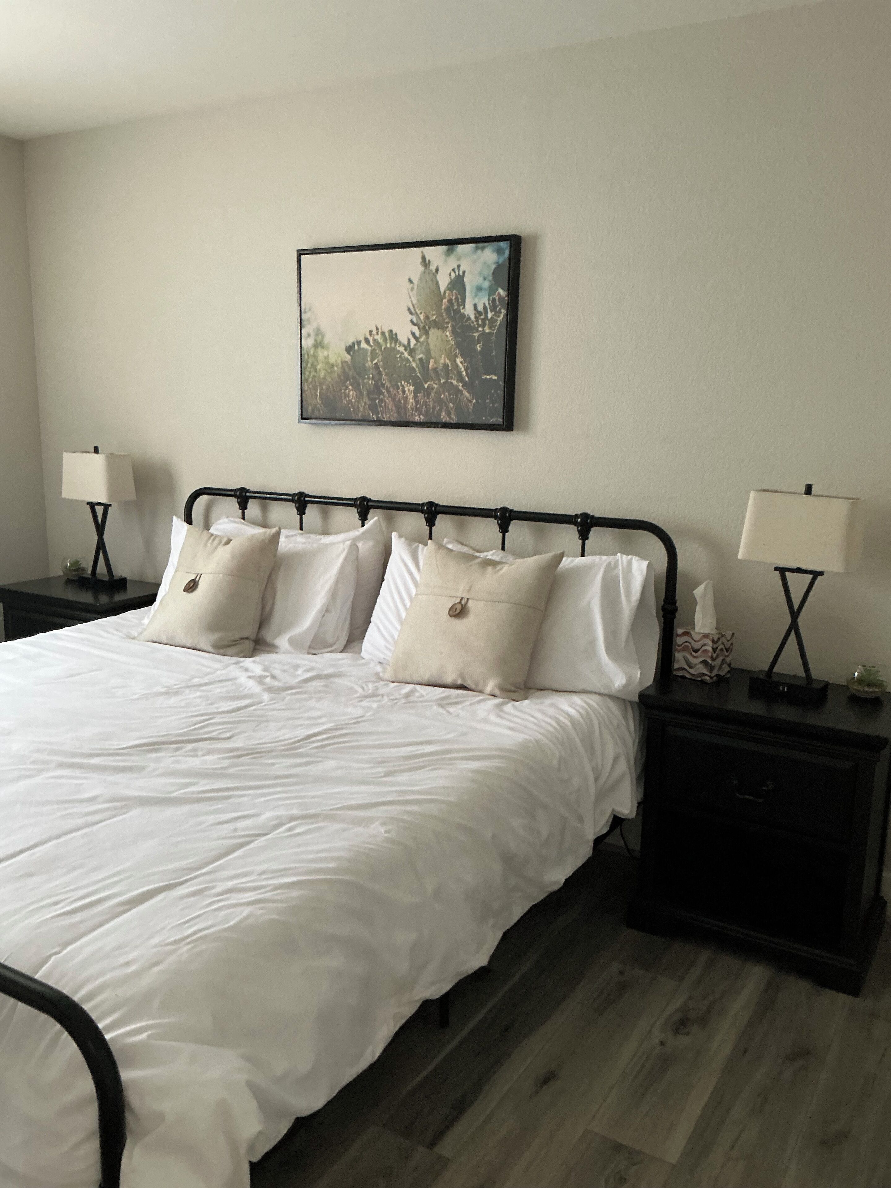 2 soverom, strykejern/-brett, wi-fi (inkludert) og sengetøy