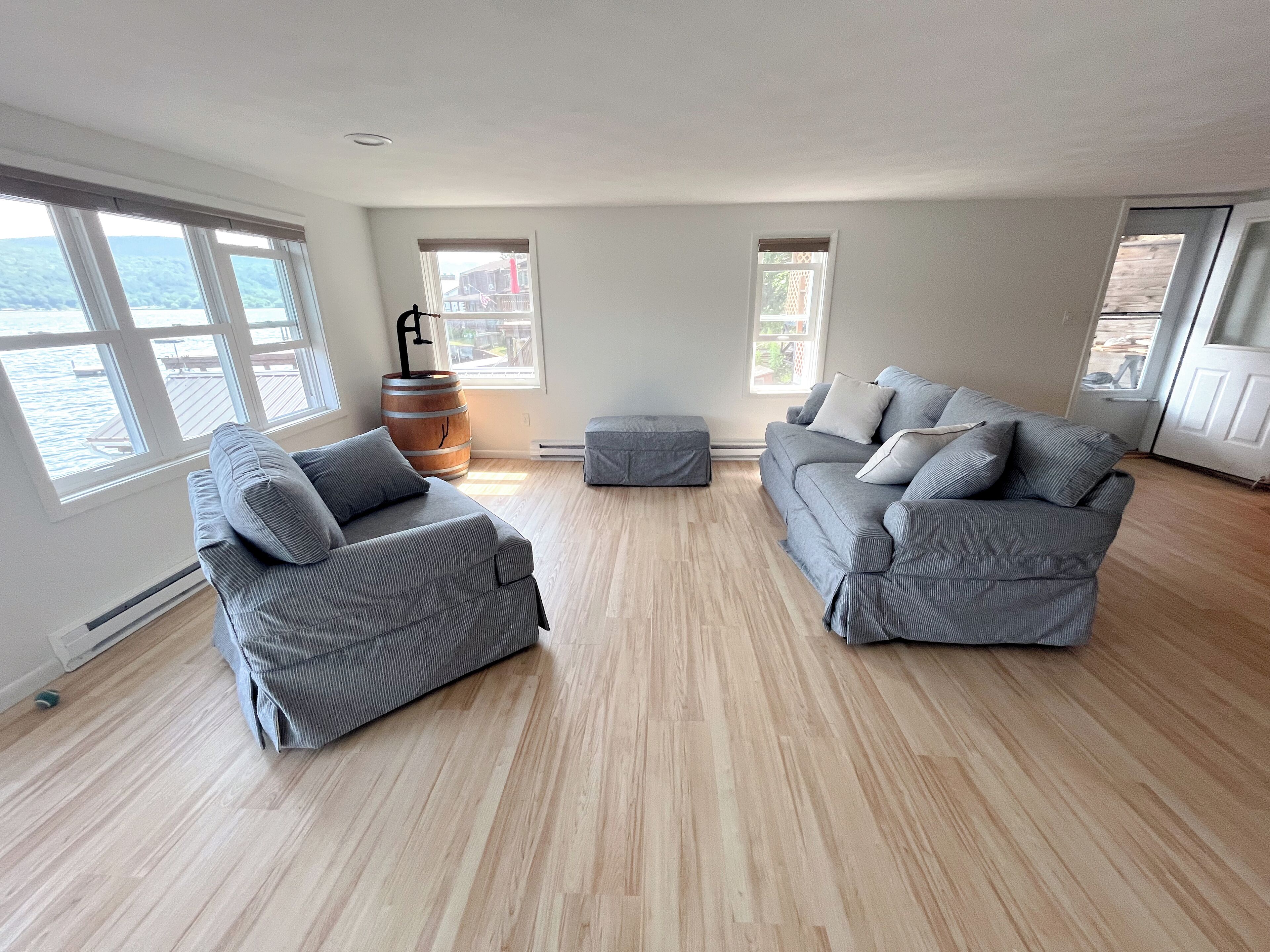 Superb 3-bedroom House With 100 Feet Of Private Lake Front Near Hammondsport, Ny - 해먼즈포트