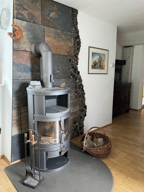 Interior - Time out with a view for young and old in the middle of the Lippe hills (Extertal)