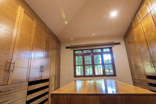 LLovaneli House - HiveNB