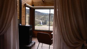 Dobbeltrom – deluxe, lanai, elveutsikt | Innvendig