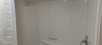 Cozy & Spacious Family Friendly Basement Unit with Private Room and Bathroom