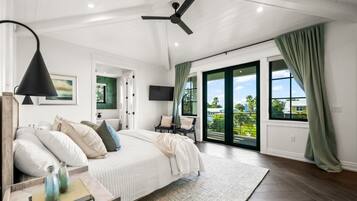 6 bedrooms, iron/ironing board, free WiFi, bed sheets