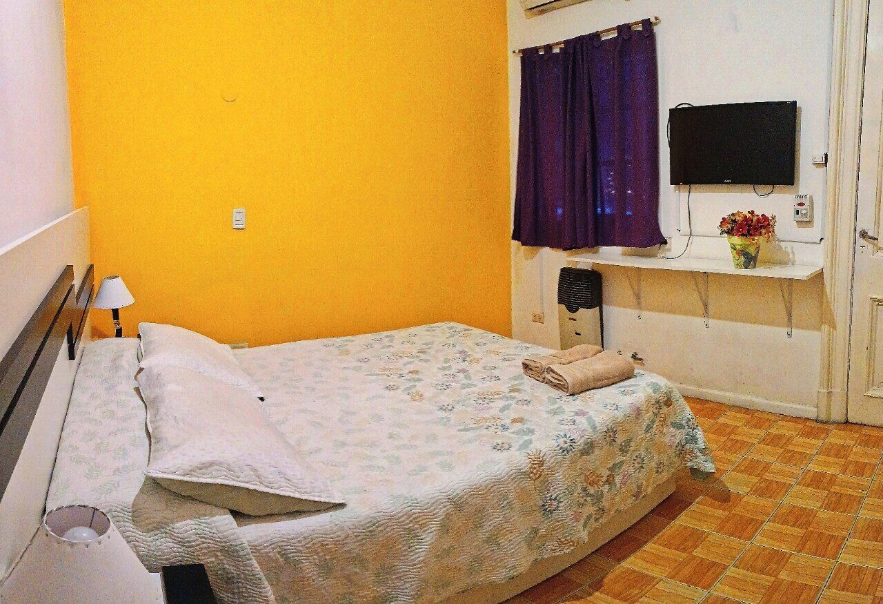 Quarto casal econômico, 1 quarto, ar-condicionado | Wi-Fi de cortesia, acesso para cadeiras de rodas