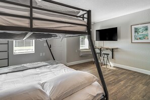 Internet, bed sheets