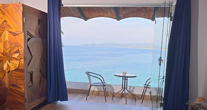 Casa Mirador | 270-Degree Ocean View | 3BR, 5BA