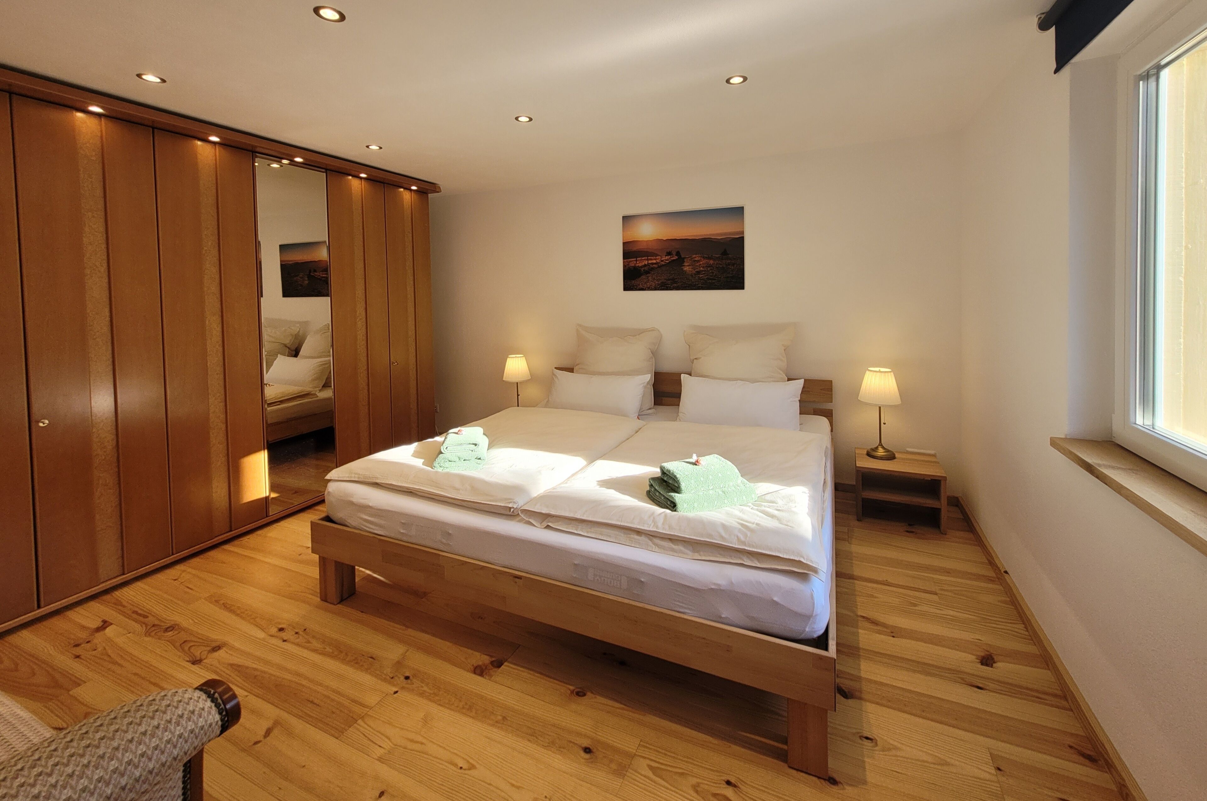 2 bedrooms, desk, free WiFi, bed sheets