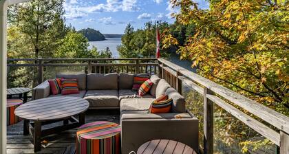 5 bed 2 bath cottage on Lake Rosseau