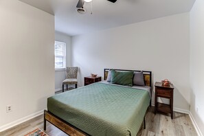 3 dormitoris, planxa i posts de planxar, un bressol de viatge i wifi 