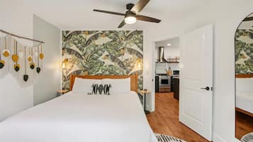 Iron/ironing board, internet, bed sheets
