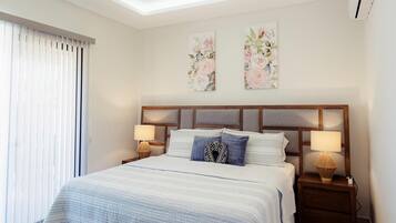 3 عدّة غرف نوم ومكواة/لوح كي وواي فاي وملاءات أسرّة