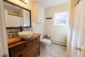 Towels, soap, toilet paper