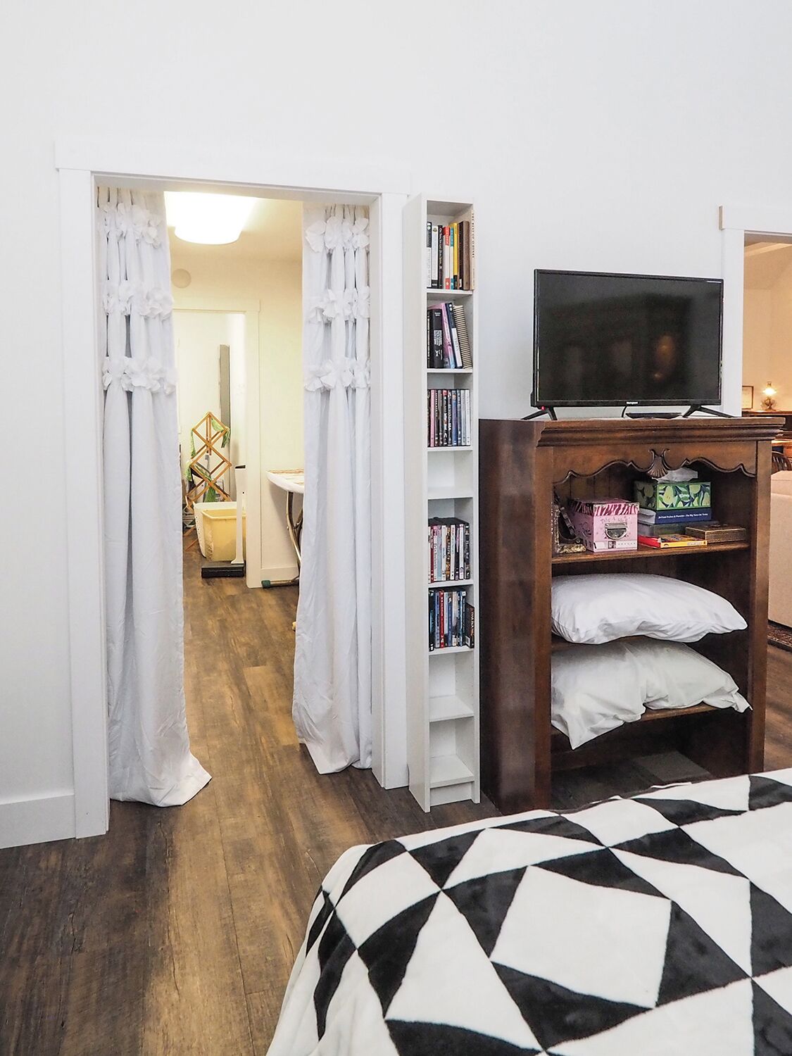 1 chambre, bureau, fer et planche à repasser, Wi-Fi gratuit