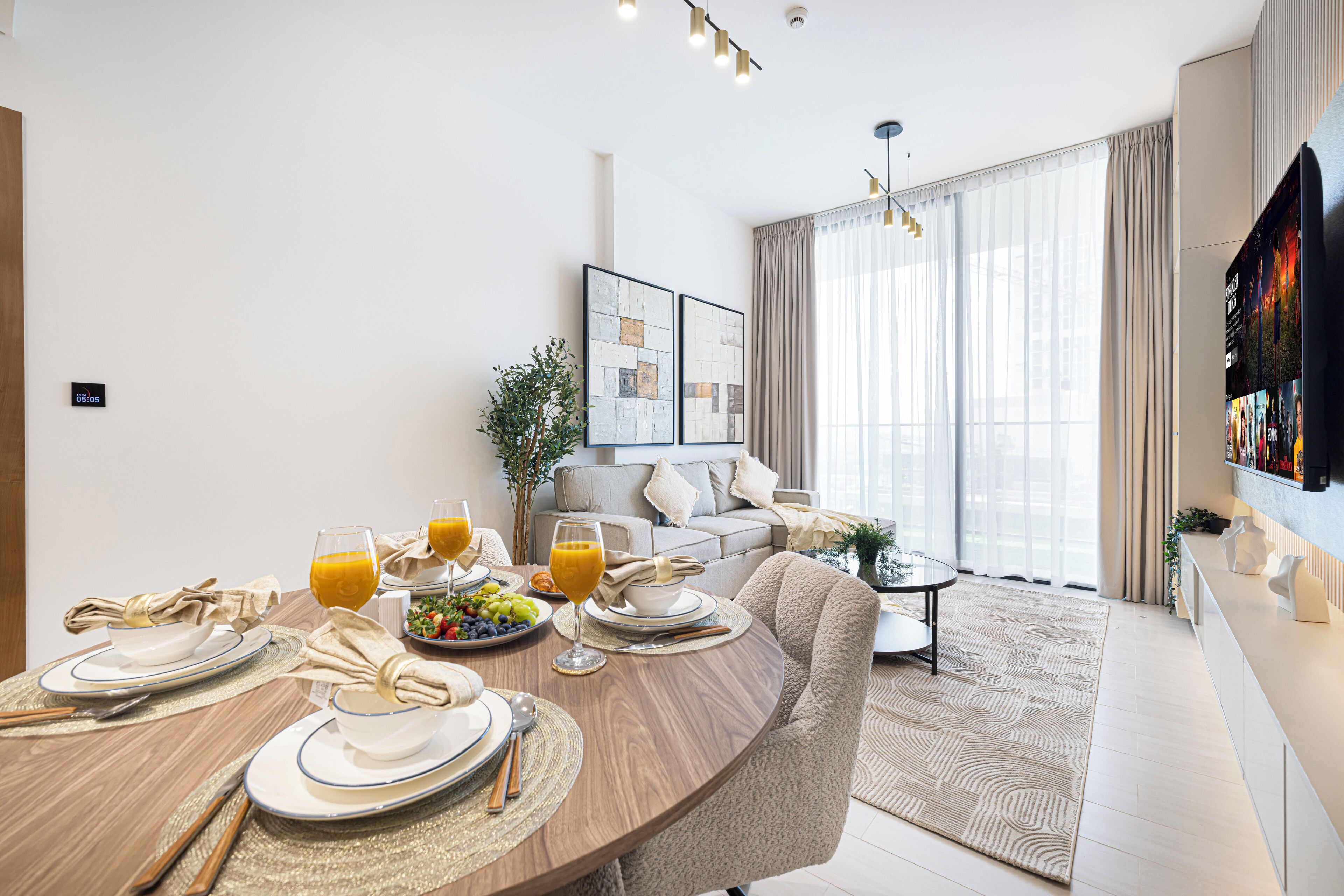 Departamento Deluxe, balcón, vista a la ciudad | Cocina privada | Tetera eléctrica, tostadora, batidora y artículos de limpieza 