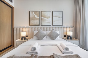 Deluxe Apartment, Balcony, City View | Blackout curtains, soundproofing, iron/ironing board, free WiFi