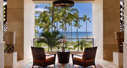 Beach Bliss, Perfect Hawaiian Vacation, Near Oahu's Popular Attractions