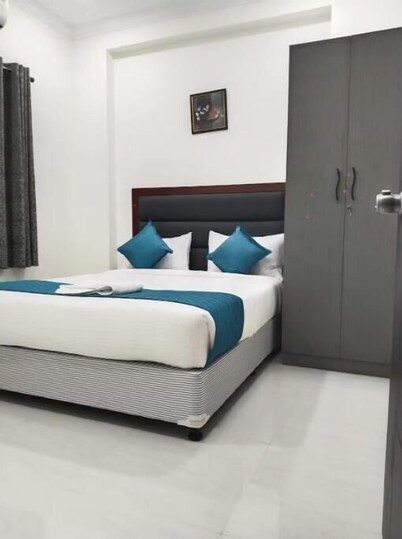 1 Bhk Near Gachibowli Stadium