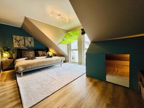 4 Schlafzimmer, Bügeleisen/Bügelbrett, Reisekinderbett, kostenloses WLAN