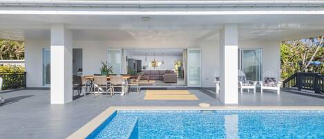 Alberca al aire libre