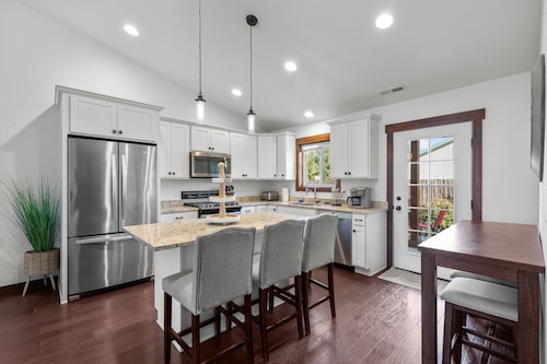 Craftsman Comforts - Sandpoint, ID