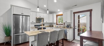 Craftsman Comforts - Sandpoint, ID