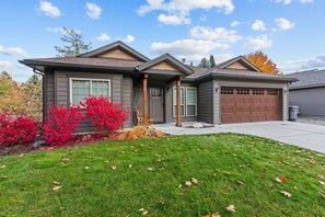 Exterior - Craftsman Comforts - Sandpoint, ID (Sandpoint)