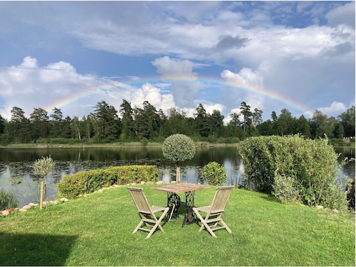 Dream home with lakeside plot