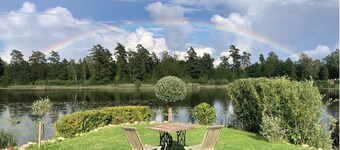 Dream home with lakeside plot