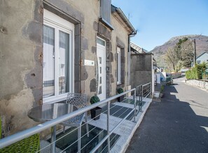 Outdoor dining - La Maisou Auvergnate - Maisou 2 (MONT DORE)