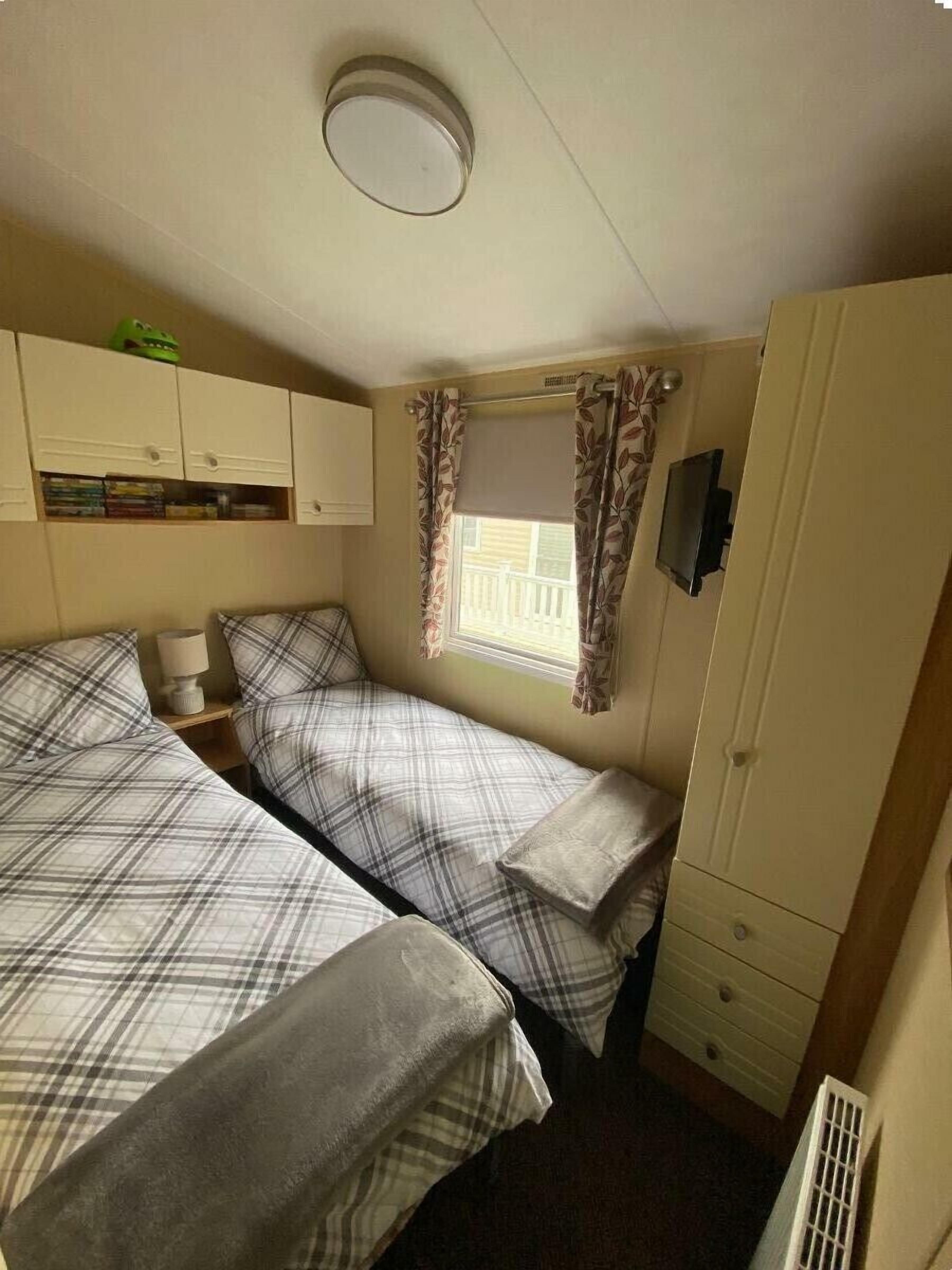 3 bedrooms, individually decorated, individually furnished, free WiFi