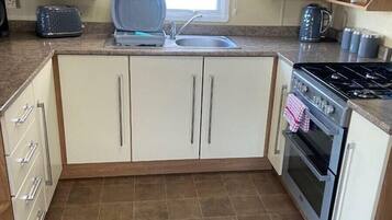 Kookgerei, borden en bestek