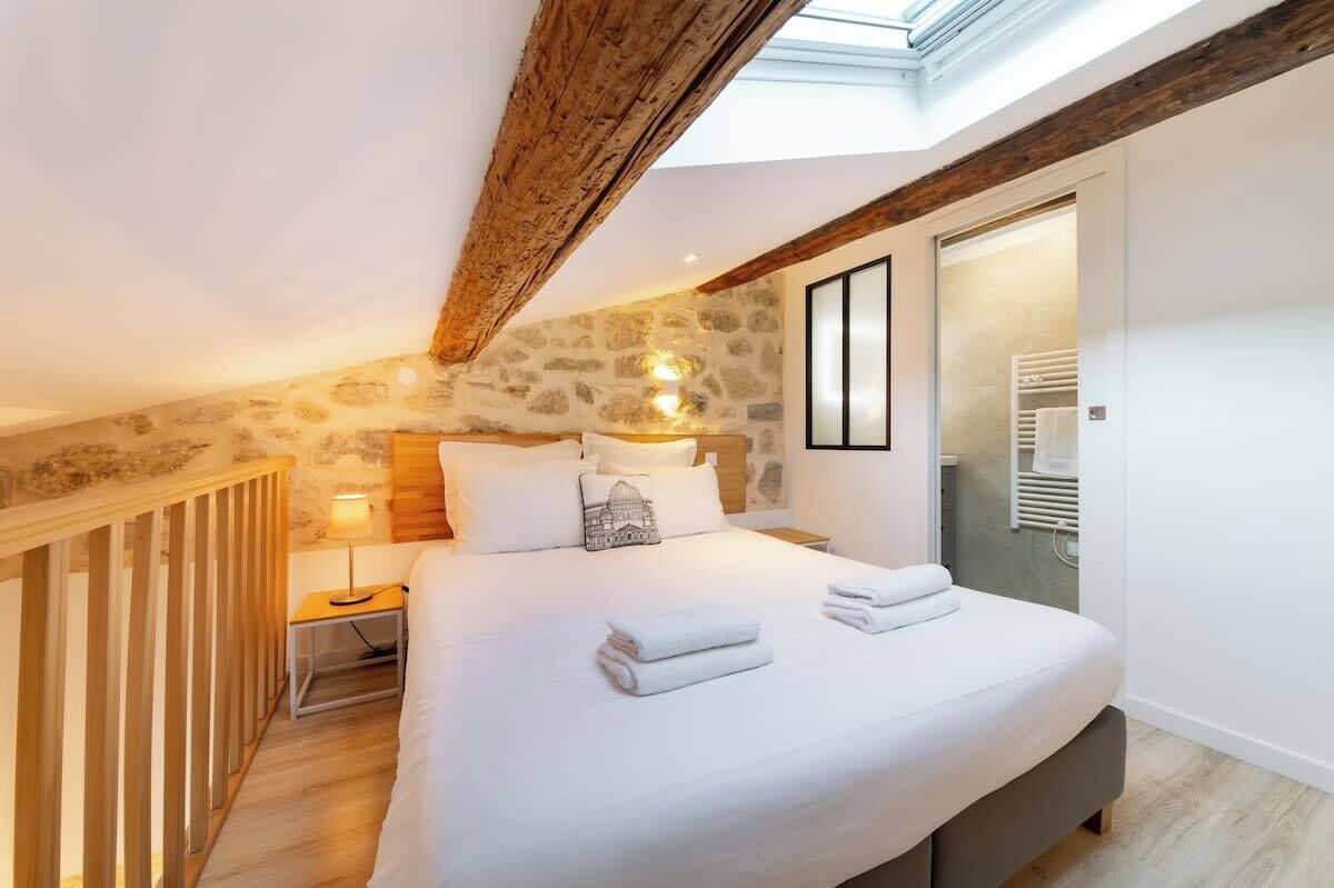 1 chambre, fer et planche à repasser, Wi-Fi, draps fournis