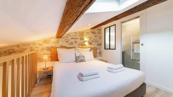1 chambre, fer et planche Ă repasser, Wi-Fi, draps fournis