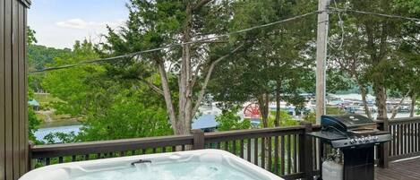 مغطس سبا خارجي