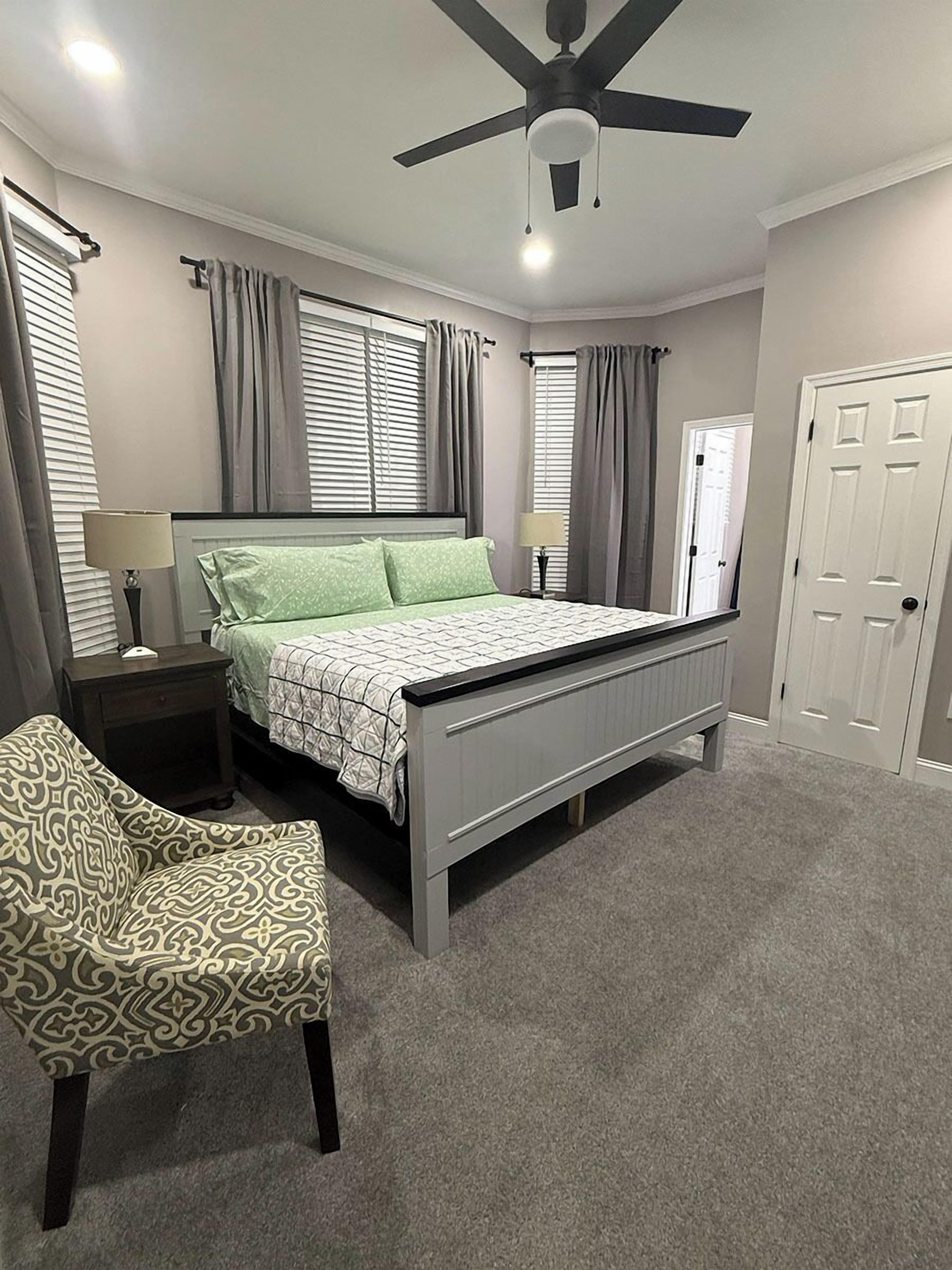 3 bedrooms, iron/ironing board, free WiFi, bed sheets