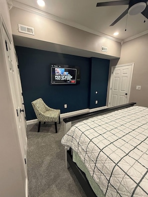 3 chambres, fer et planche à repasser, accès au Wi-Fi (inclus)