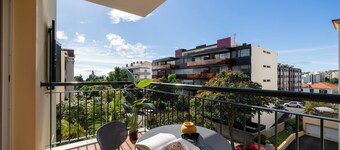 Modern apartment with balcony – Madalenas III