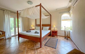 4 bedrooms, travel cot, free WiFi - Can Torrecita Son Xot (Felanitx)